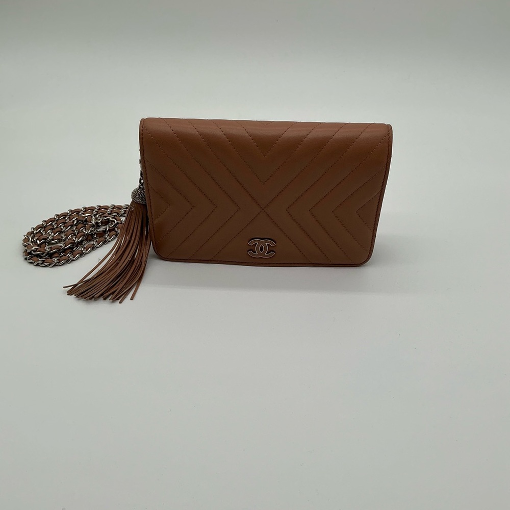 Chanel Rose Wallet on Chain - Picture 4 of 8